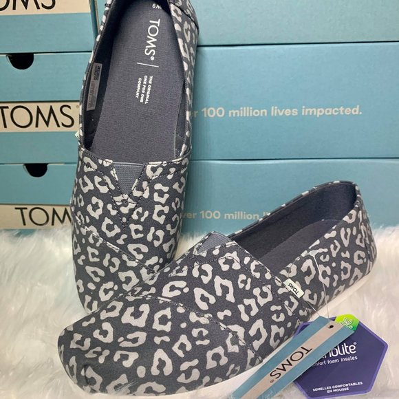Toms Shoes - Womens Toms Grey Cheetah Alpargata size 9